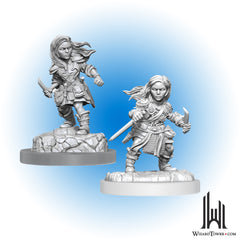 Unpainted Miniature - Dungeons & Dragons - Halfling Rogue